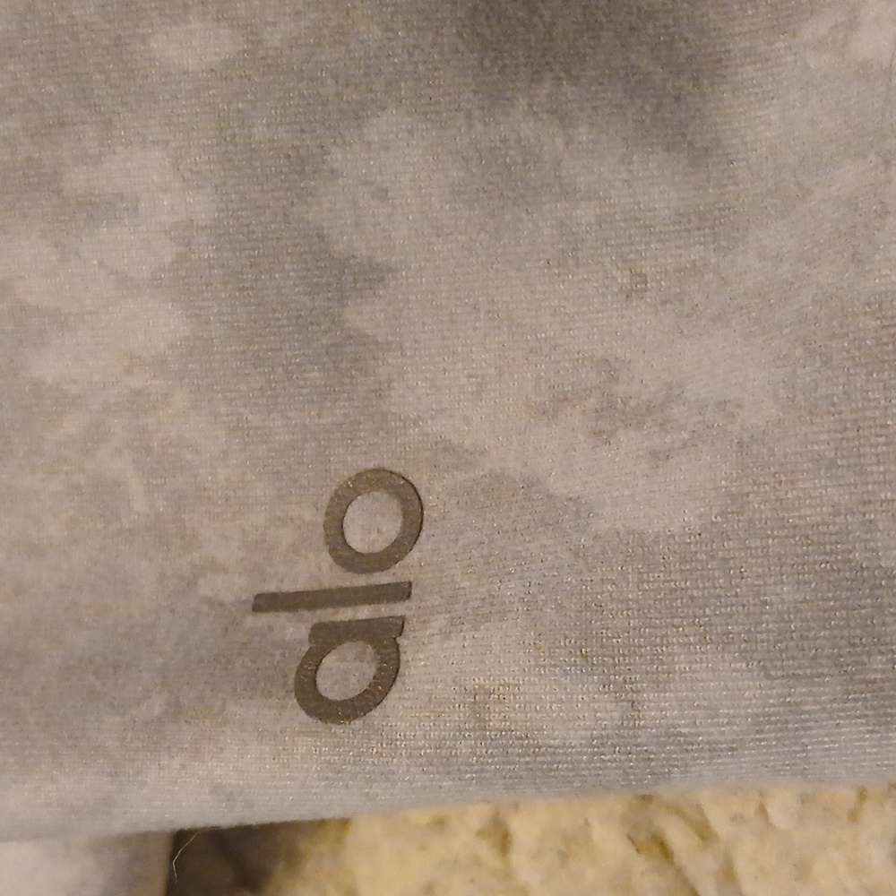 ALO Yoga Cloud Gray Leggings Medium